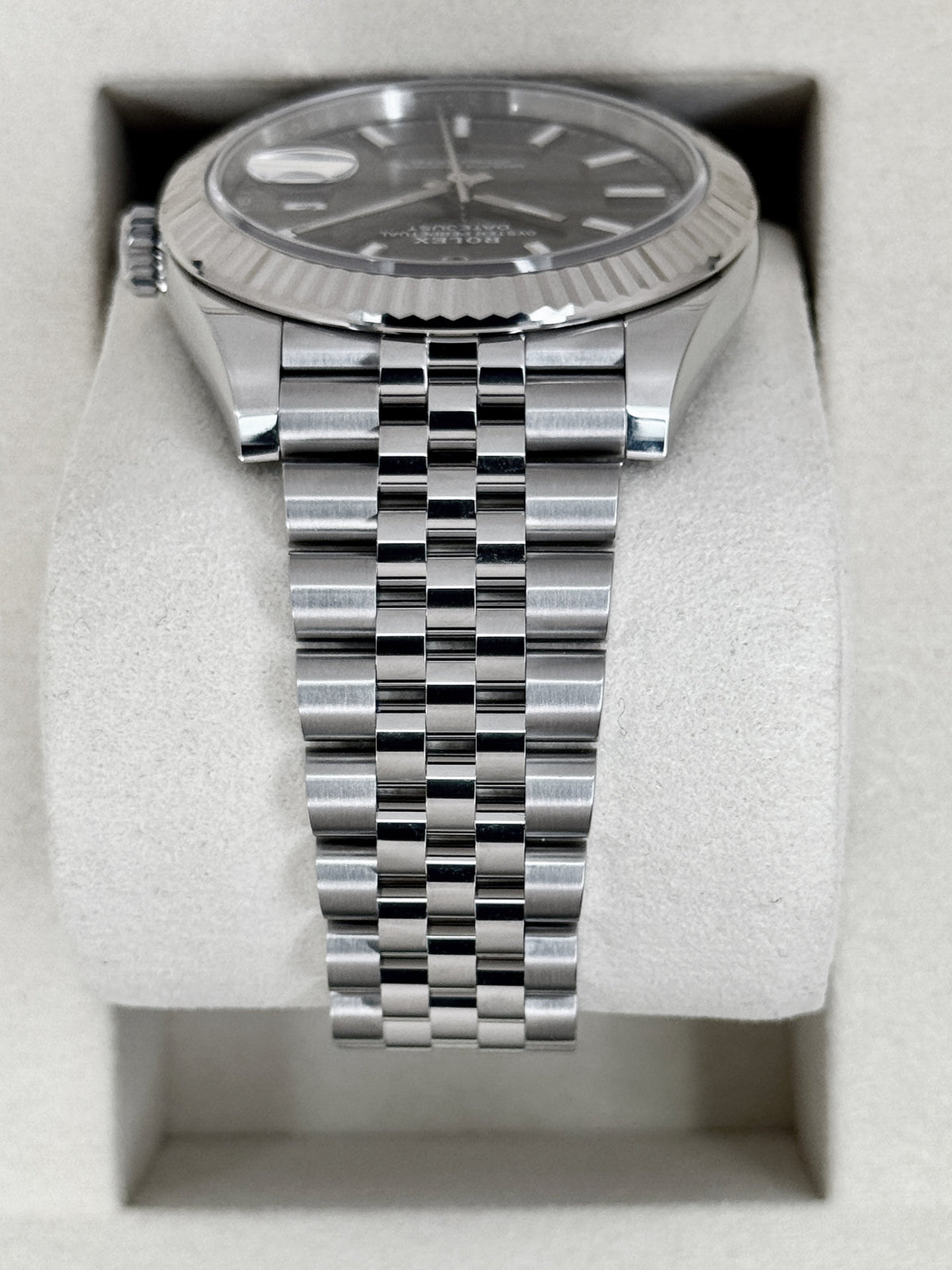 NEW 2025 Rolex Datejust 41mm 126334 Stainless Steel Jubilee Rhodium Dial