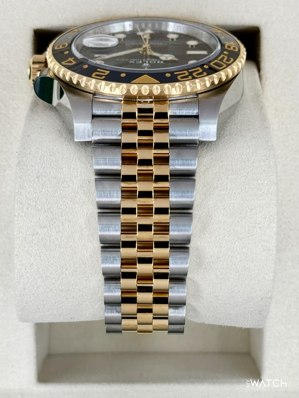 NEW 2026 Rolex GMT-Master II 40mm 126713GRNR Two-Tone Jubilee (STICKERED)