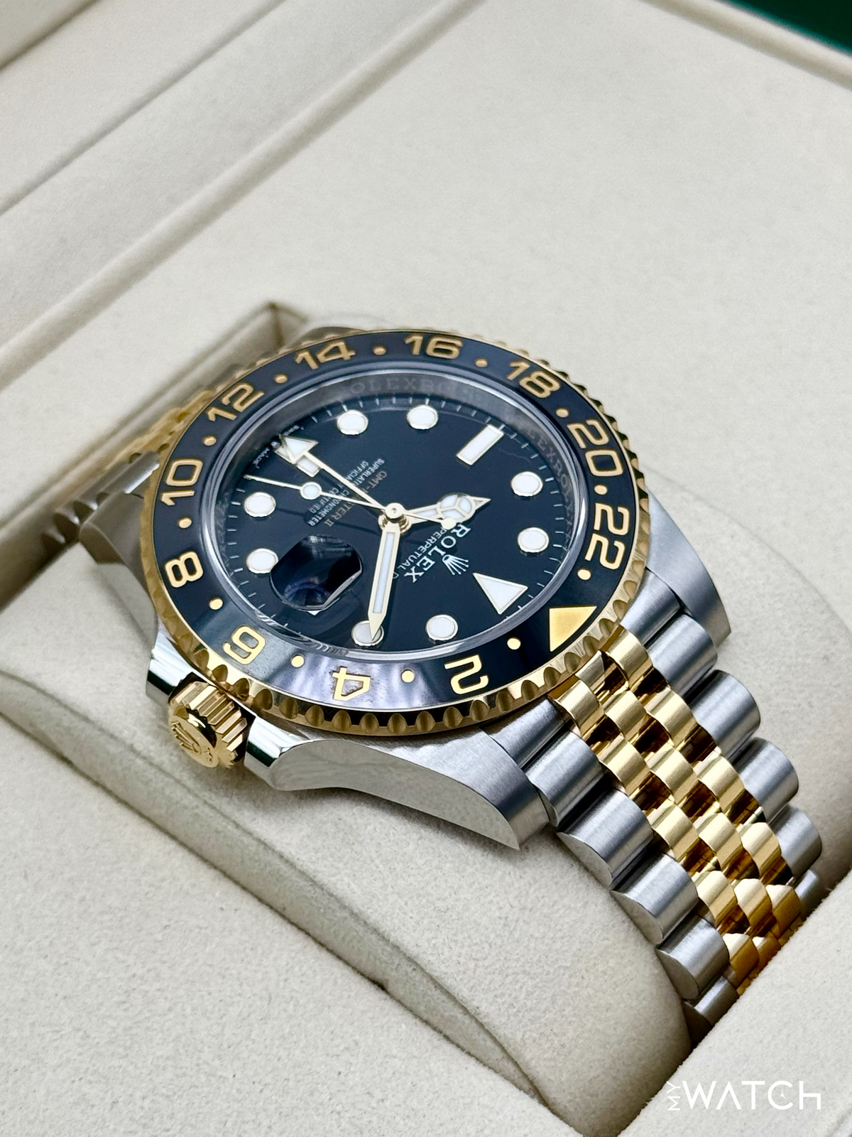 NEW 2025 Rolex GMT-Master II 40mm 126713GRNR Two-Tone Jubilee
