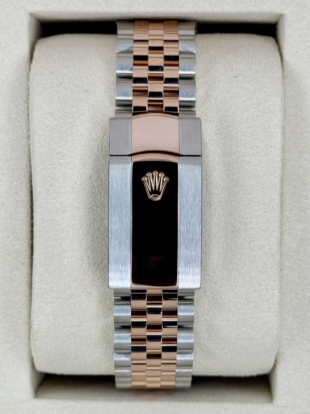 2025 Rolex Datejust 41mm 126331 Two-Tone Jubilee Sundust Dial