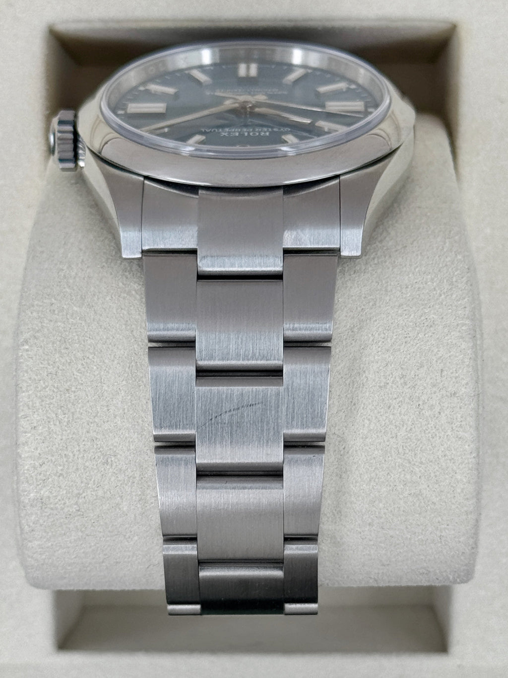 2025 Rolex Oyster Perpetual 41mm 134300 Med Blue Dial