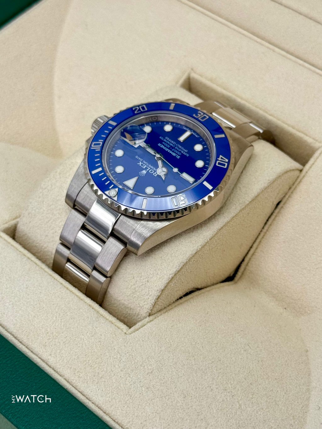 2018 Rolex Submariner "Smurf" 40mm 116619LB White Gold Blue Dial