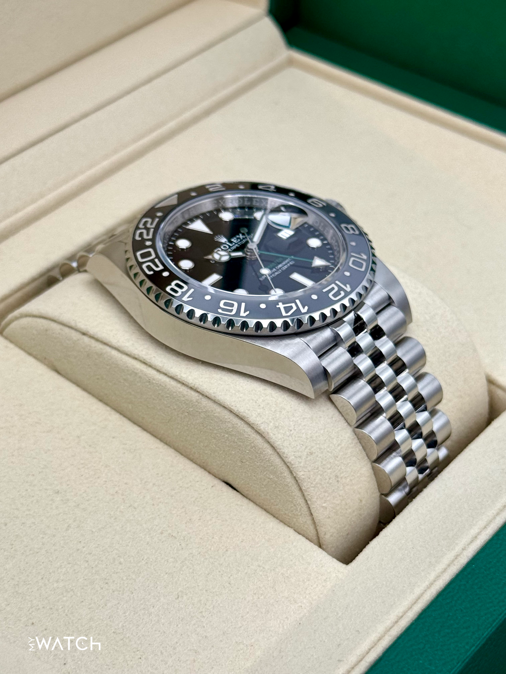 NEW 2025 Rolex GMT-Master II "Bruce Wayne" 40mm 126710GRNR Jubilee (STICKERED)