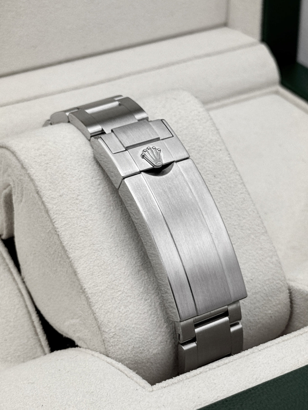 2019 Rolex Submariner Hulk 40mm 116610LV Green Dial