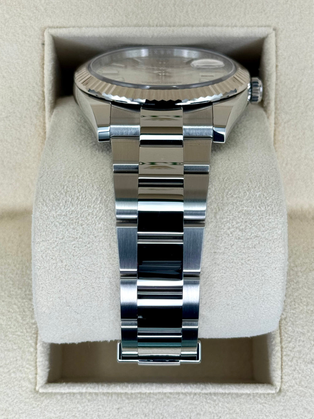 NEW 2025 Rolex Datejust 41mm 126334 Stainless Steel Oyster Silver Dial