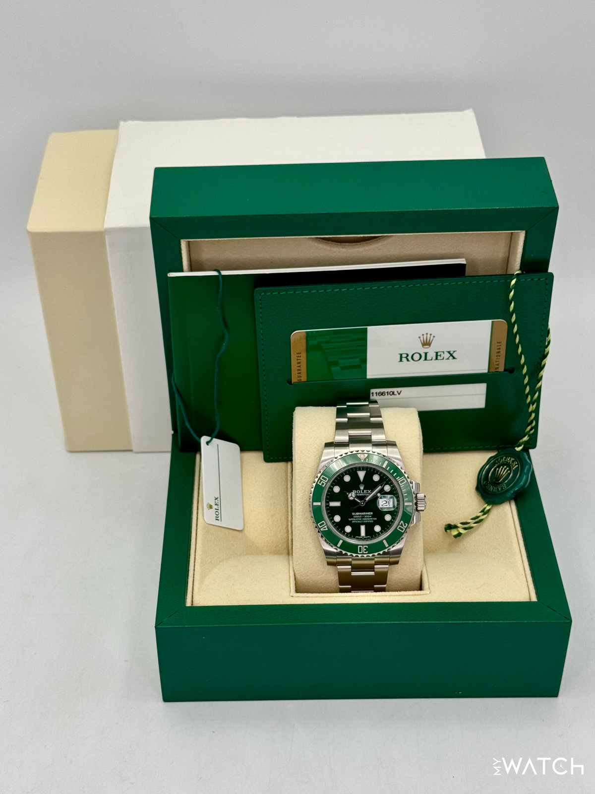 2017 Rolex Submariner “Hulk” 40mm 116610LV Green Dial