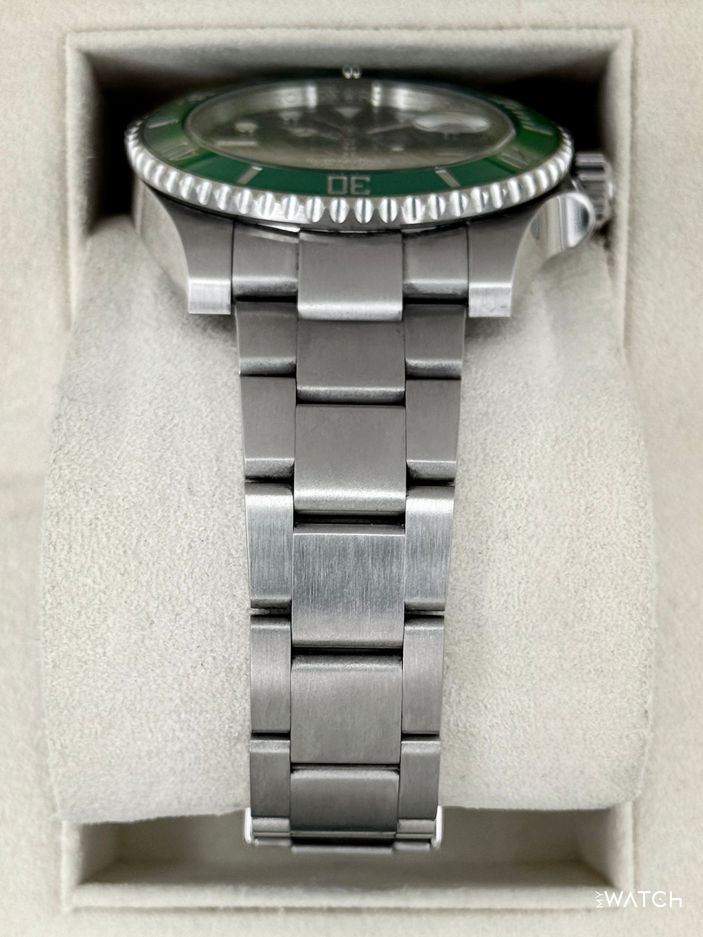 2015 Rolex Submariner “Hulk” 40mm 116610LV Green Dial