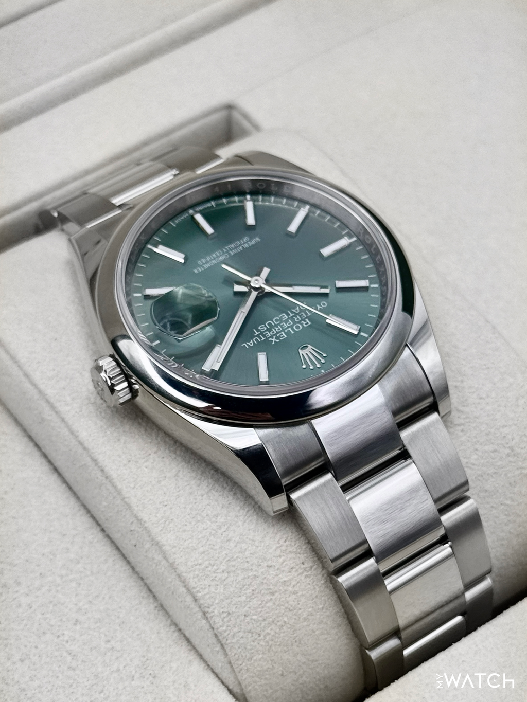 NEW 2026 Rolex Datejust 36mm 126200 Oyster Mint Green Dial