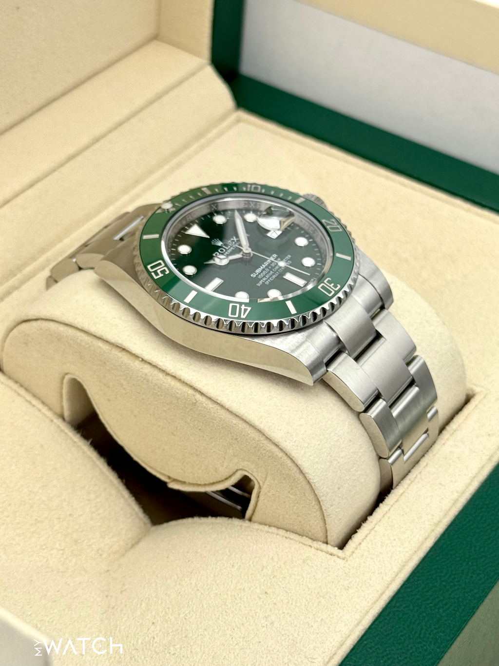 2019 Rolex Submariner “Hulk” 40mm 116610LV Green Dial