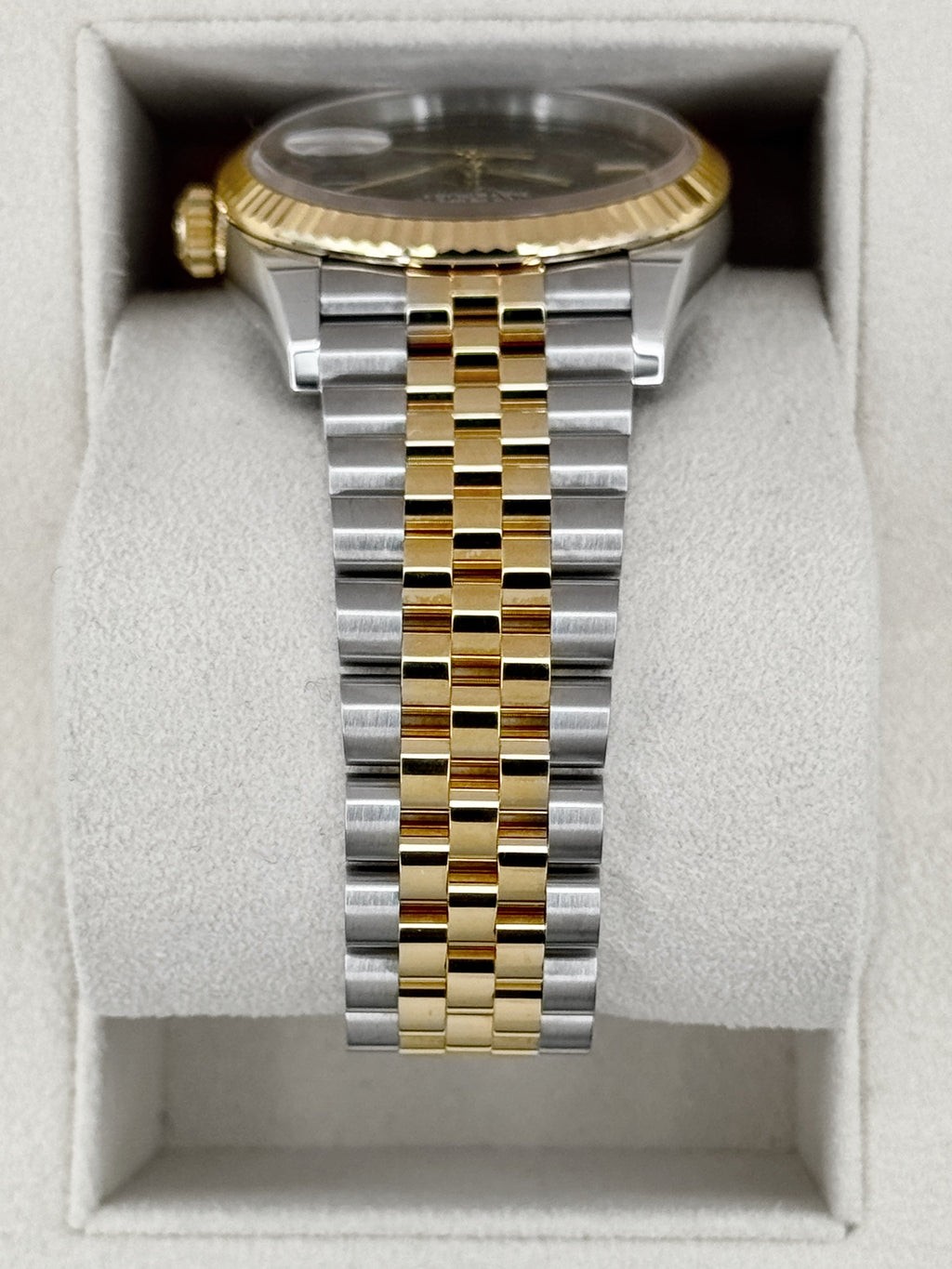 2022 Rolex Datejust 36mm 126233 Two-Tone Jubilee Wimbledon Dial