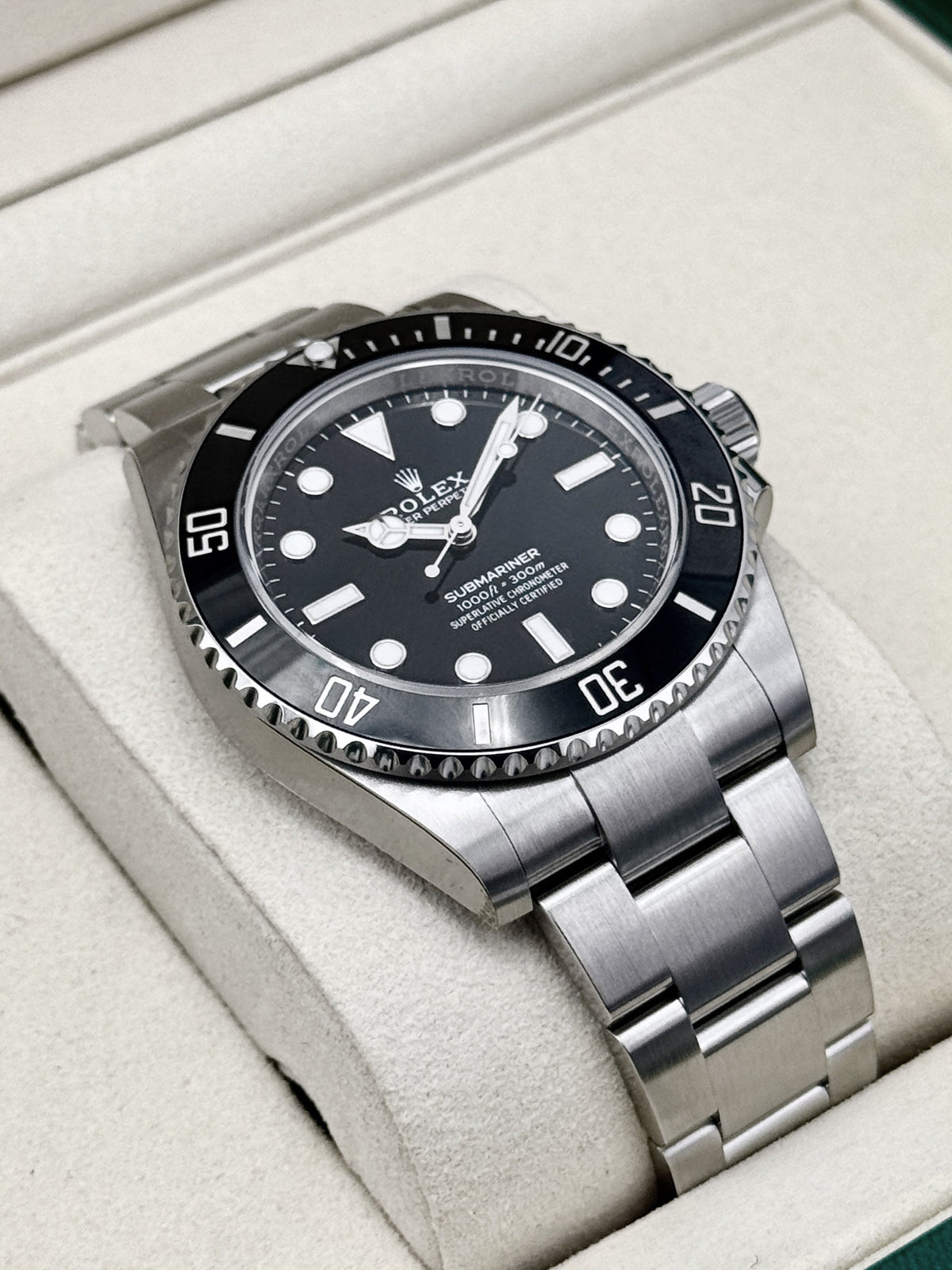 NEW 2026 Rolex Submariner 41mm 124060 Stainless Steel Black Dial (STICKERED)