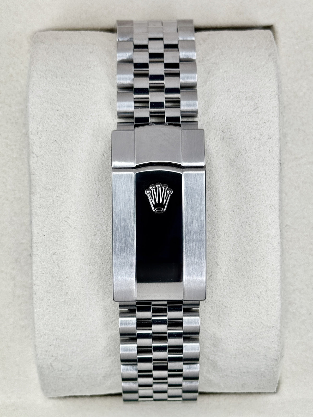 2026 Rolex Datejust 41mm 126300 Stainless Steel Jubilee Silver Dial