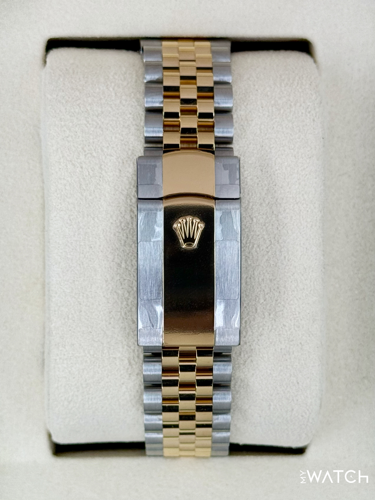 NEW 2025 Rolex Datejust 41mm 126333 Two-Tone Jubilee Silver Dial (STICKERED)