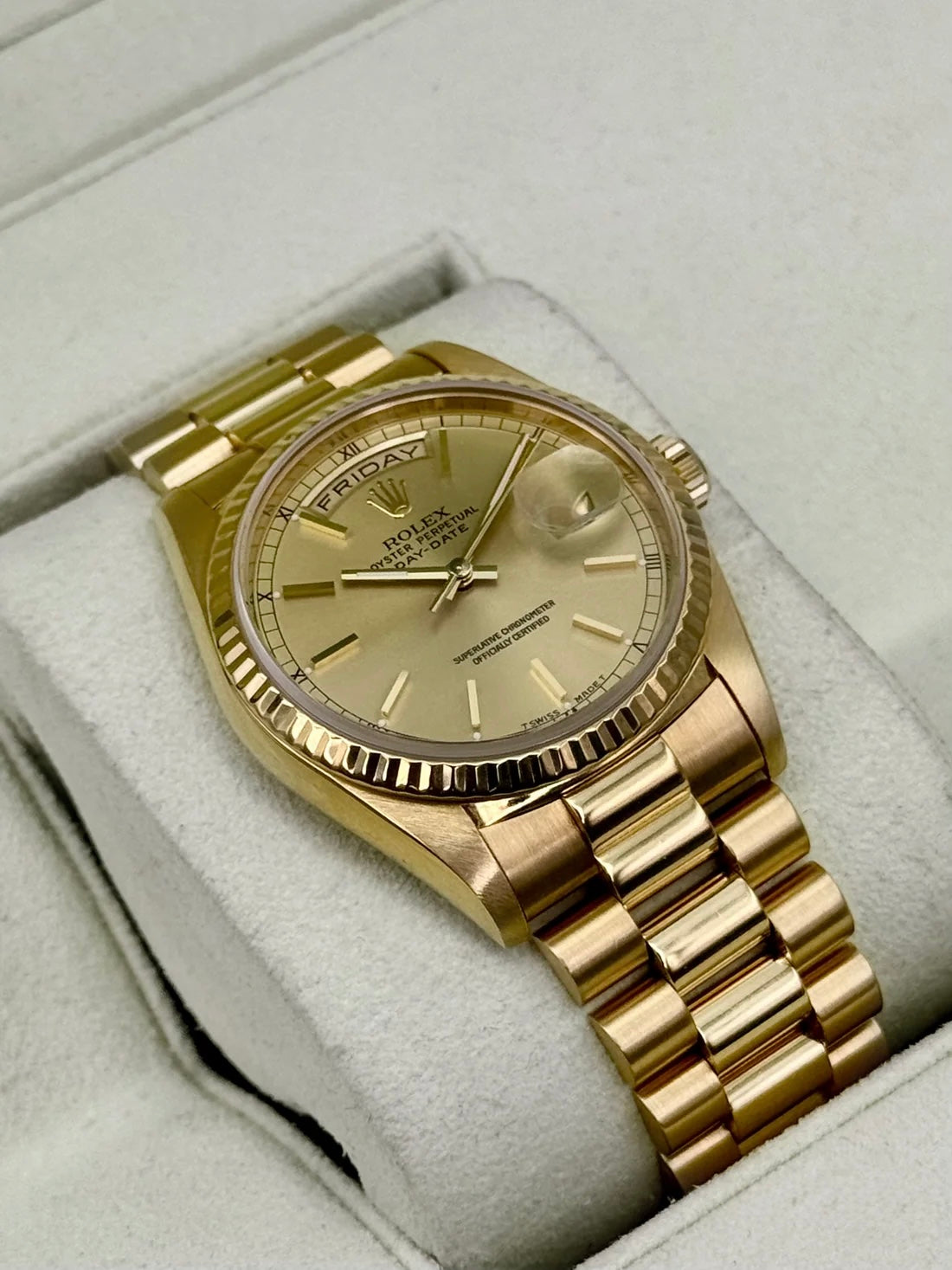 1990 Rolex Day-Date 36mm 18238 Presidential 18kt Yellow Gold Champagne Dial (CPO)