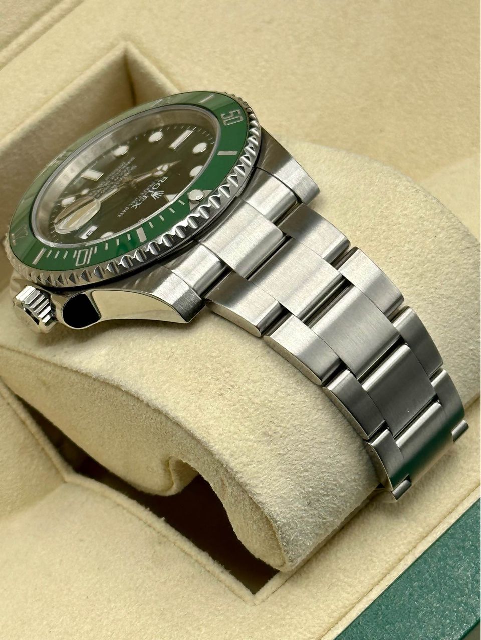 2014 Rolex Submariner "Hulk" 40mm 116610LV Oyster Green Dial