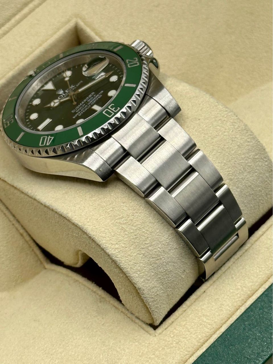 2014 Rolex Submariner "Hulk" 40mm 116610LV Oyster Green Dial