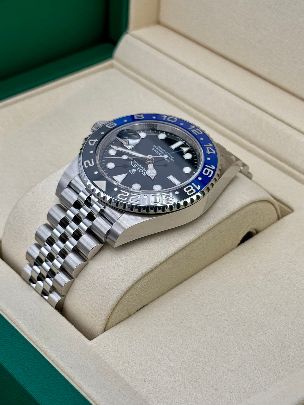 NEW 2025 Rolex GMT-Master II "Batgirl" 40mm 126710BLNR Jubilee