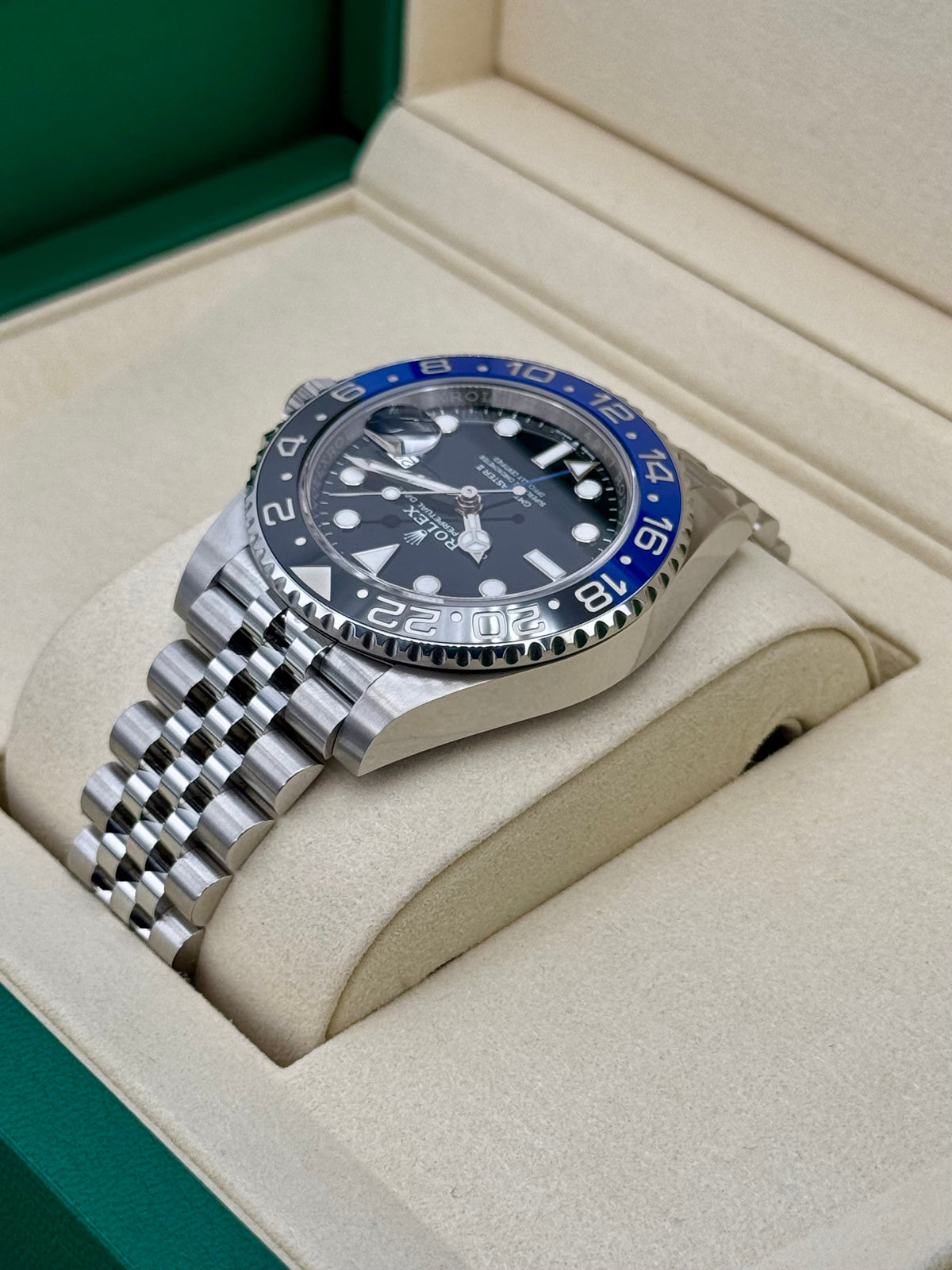 NEW 2025 Rolex GMT-Master II "Batgirl" 40mm 126710BLNR Jubilee