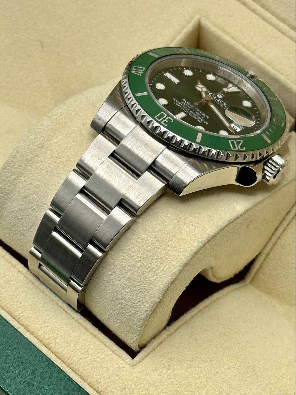 2014 Rolex Submariner "Hulk" 40mm 116610LV Oyster Green Dial