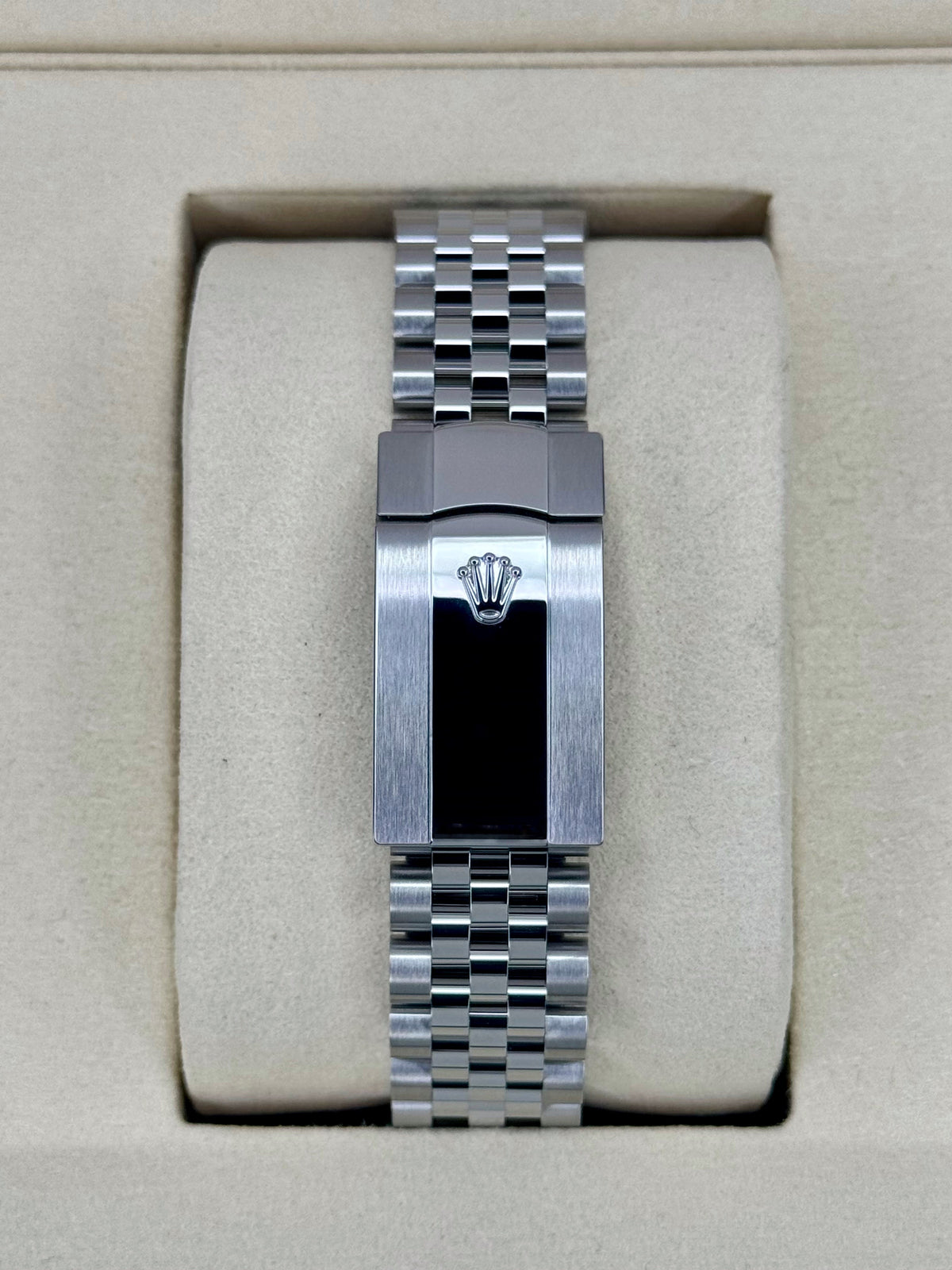 NEW 2025 Rolex Datejust 36mm 126234 Stainless Steel Jubilee Blue Dial