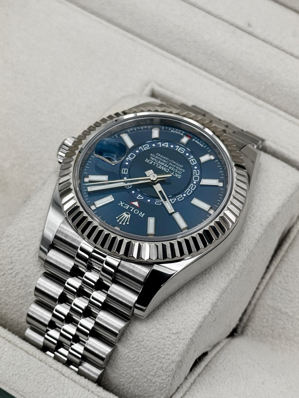 2024 Rolex Sky-Dweller 42mm 336934 Jubilee Blue Dial