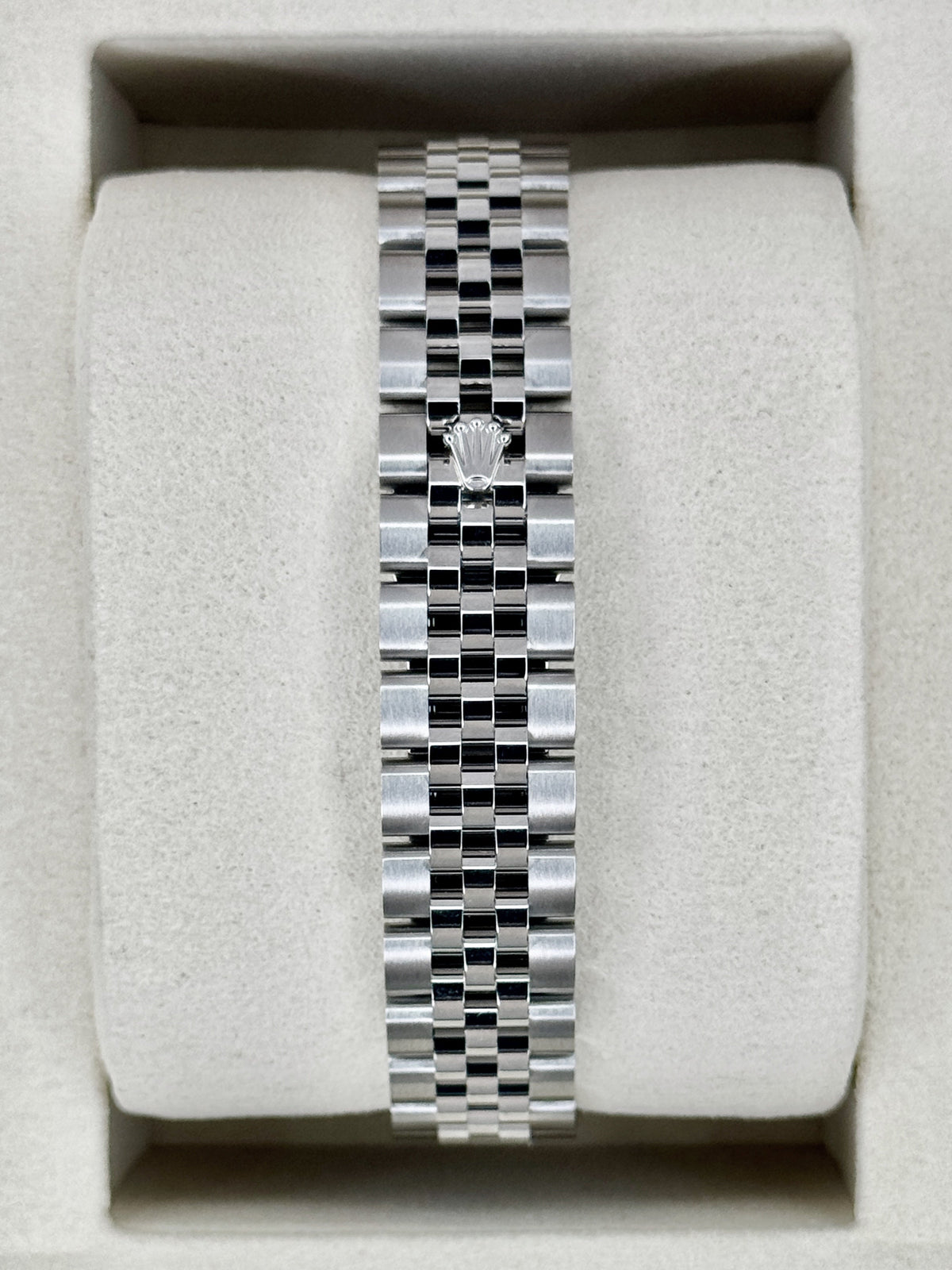 NEW 2026 Rolex Lady Datejust 28mm 279174 Mother of Pearl Diamond Dial