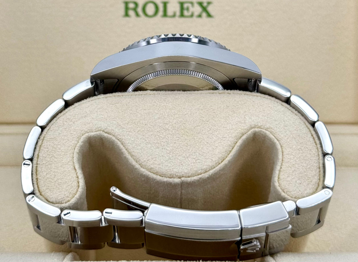 2015 Rolex GMT-Master II 40mm 116710LN Stainless Steel Black Dial