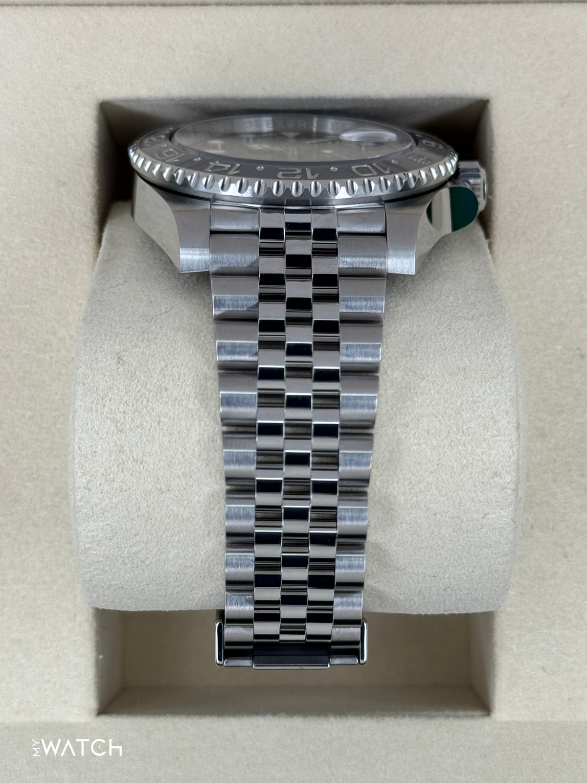 NEW 2026 Rolex GMT-Master II Bruce Wayne 40mm 126710GRNR Jubilee