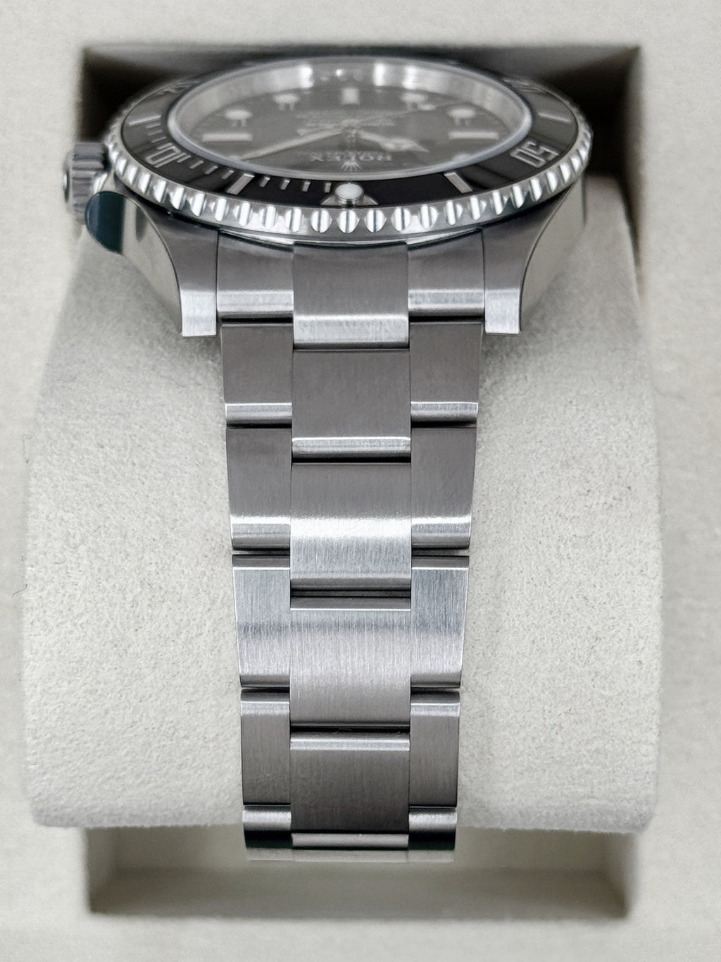 NEW 2026 Rolex Submariner 41mm 124060 Stainless Steel Black Dial (STICKERED)