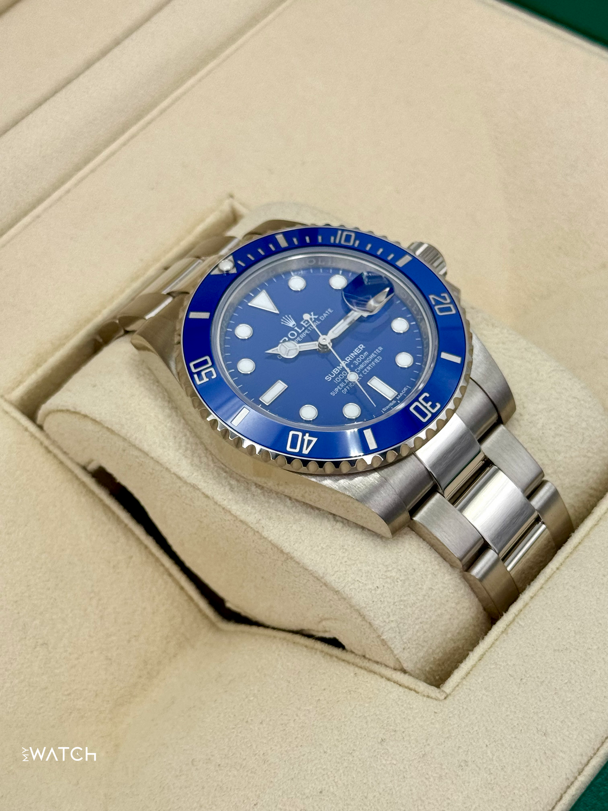 2018 Rolex Submariner "Smurf" 40mm 116619LB White Gold Blue Dial