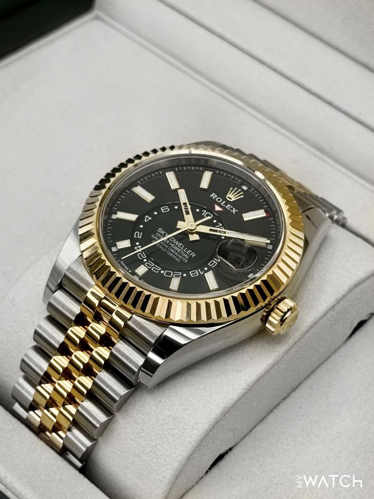 NEW 2026 Rolex Sky-Dweller 42mm 336933 Two-Tone Jubilee Black Dial