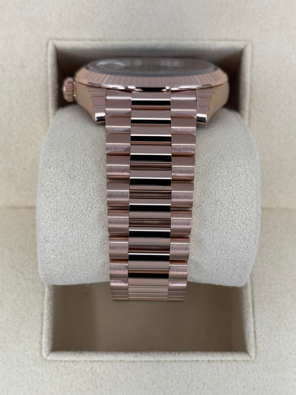 NEW 2025 Rolex Day-Date 40mm 228235 Presidential Rose Gold Olive Dial