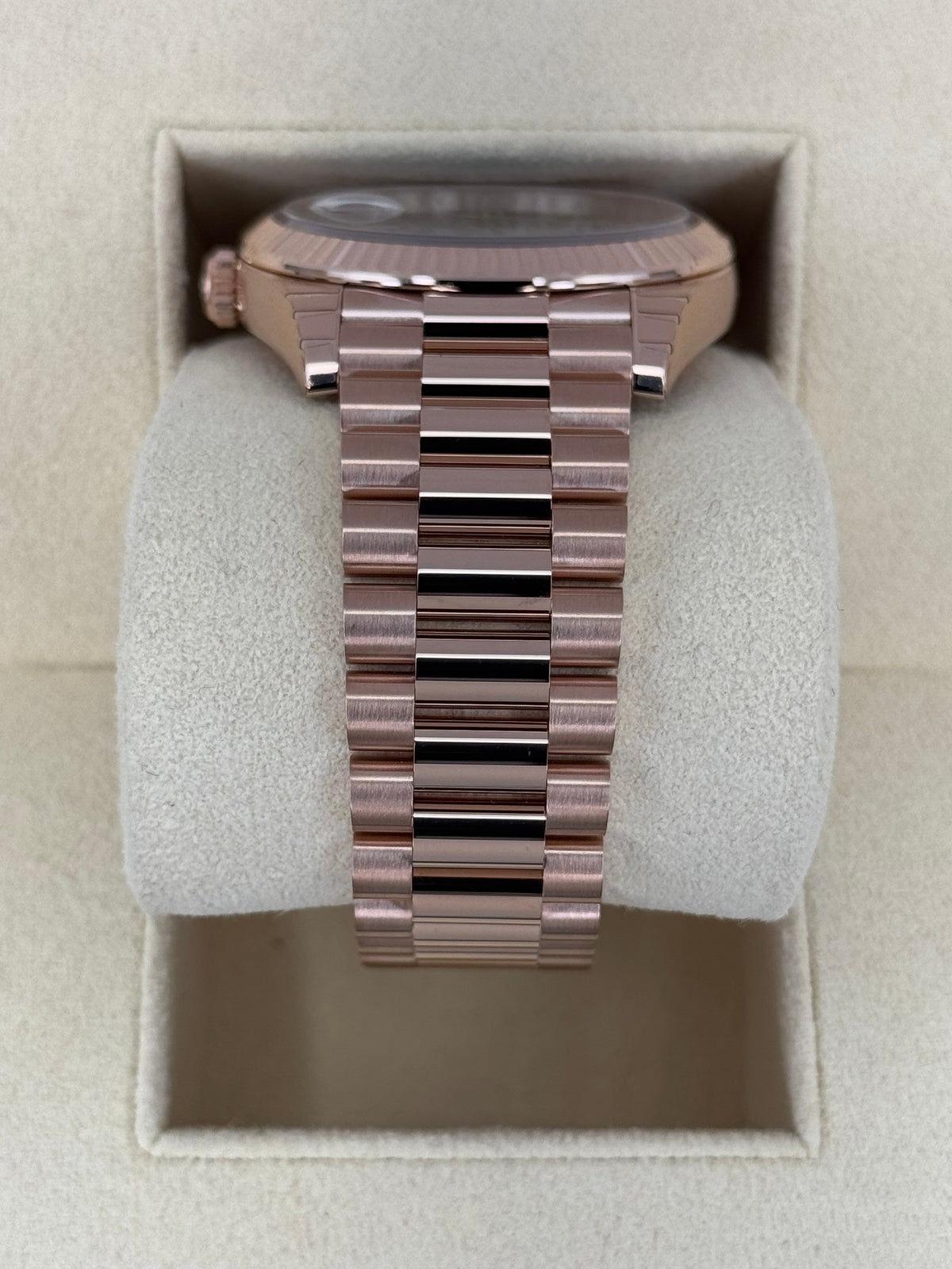 NEW 2025 Rolex Day-Date 40mm 228235 Presidential Rose Gold Olive Dial