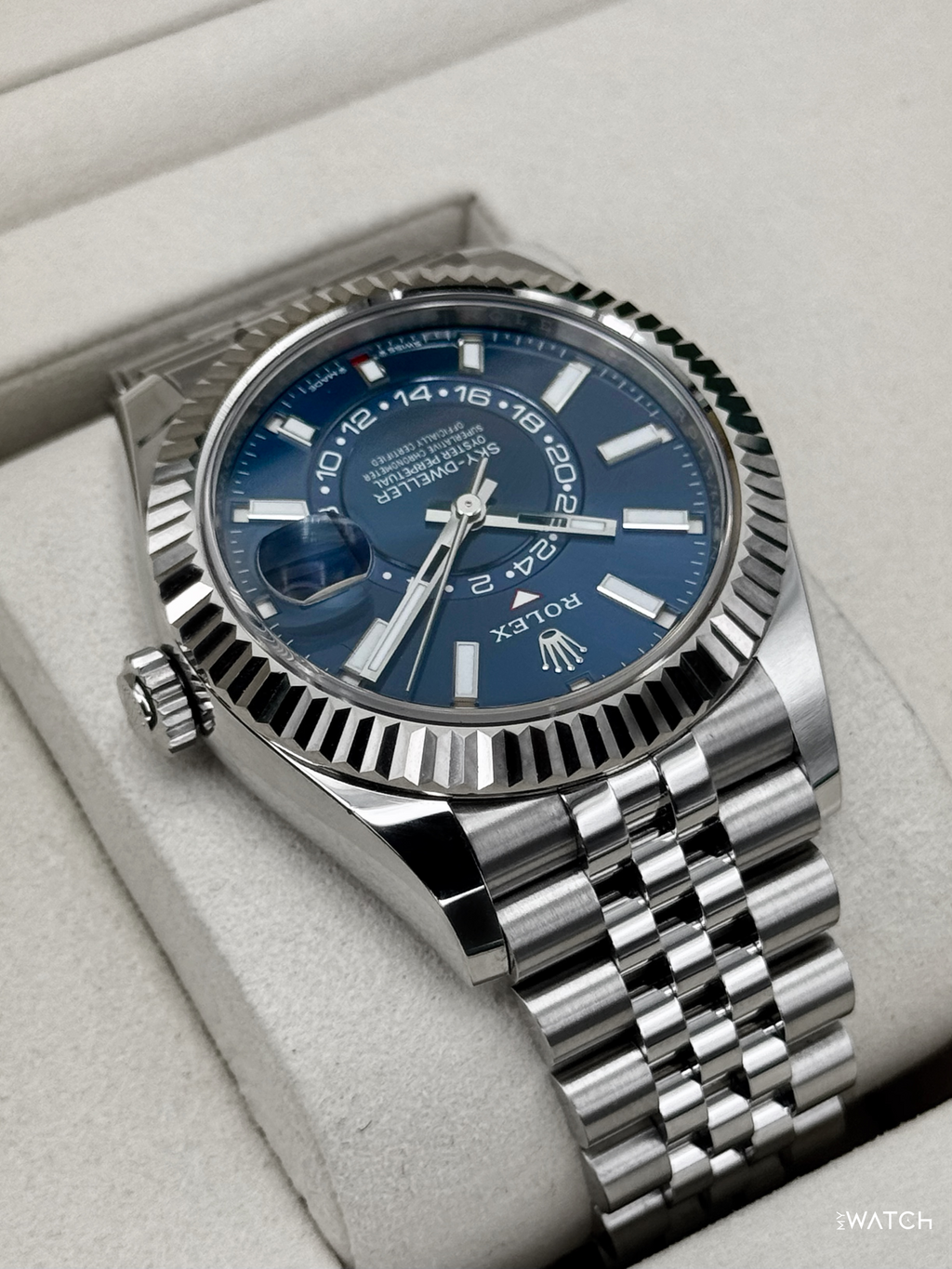 2025 Rolex Sky-Dweller 42mm 336934 Jubilee Blue Dial