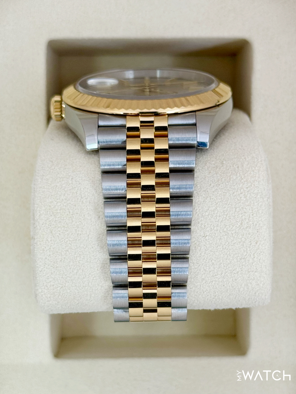 NEW 2025 Rolex Datejust 41mm 126333 Two-Tone Jubilee Silver Dial (STICKERED)