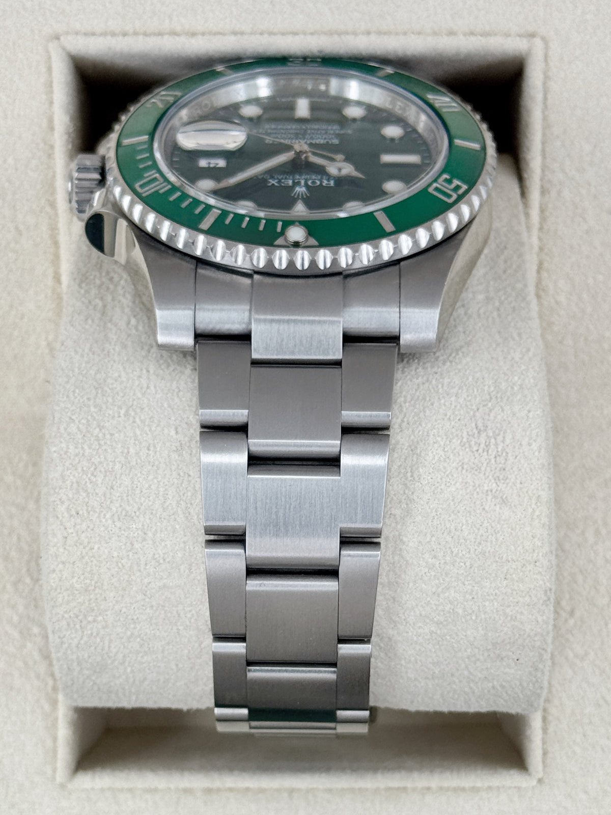 2020 Rolex Submariner “Hulk” 40mm 116610LV Green Dial