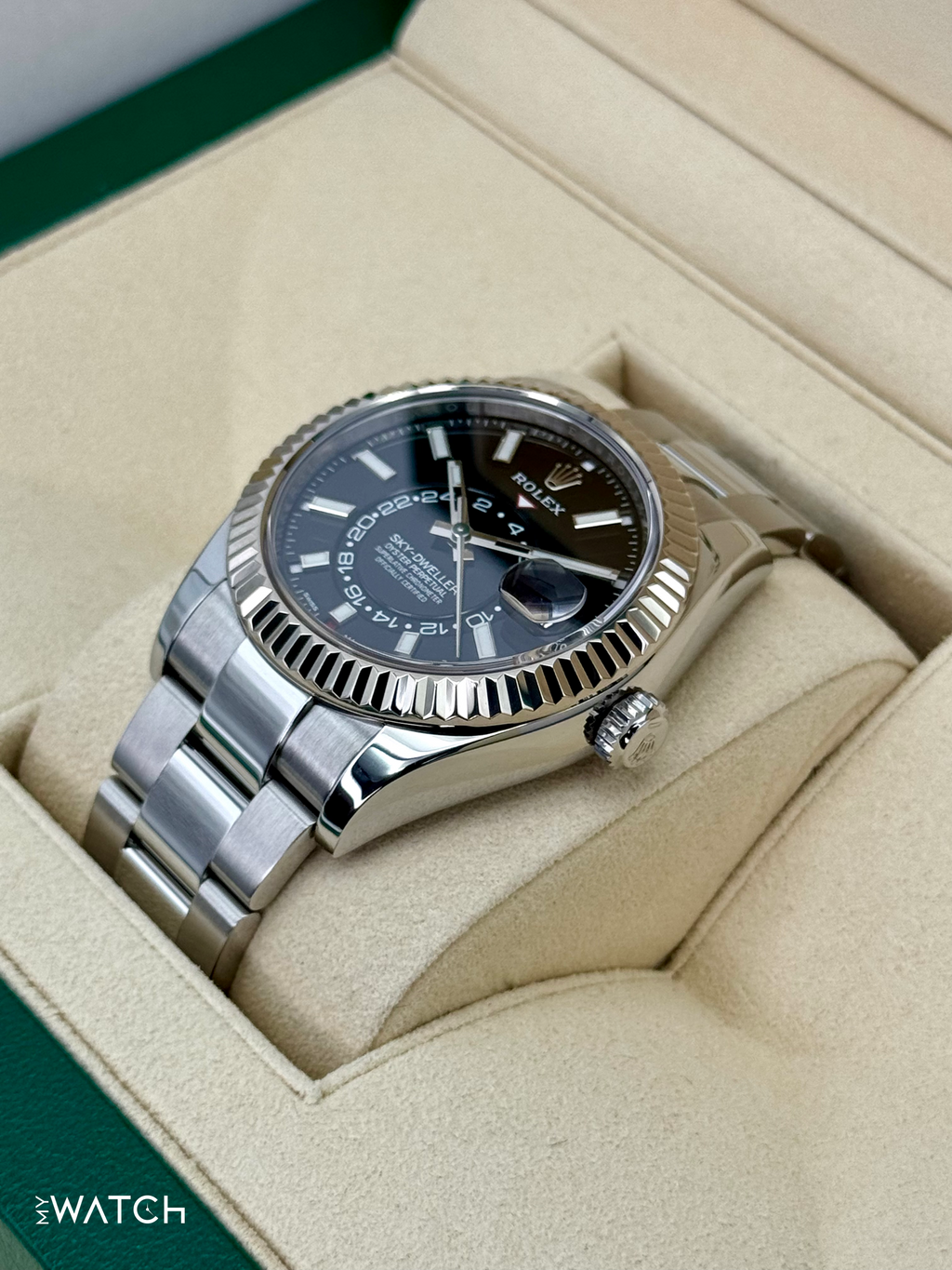 2019 Rolex Sky-Dweller 42mm 326934 Oyster Black Dial