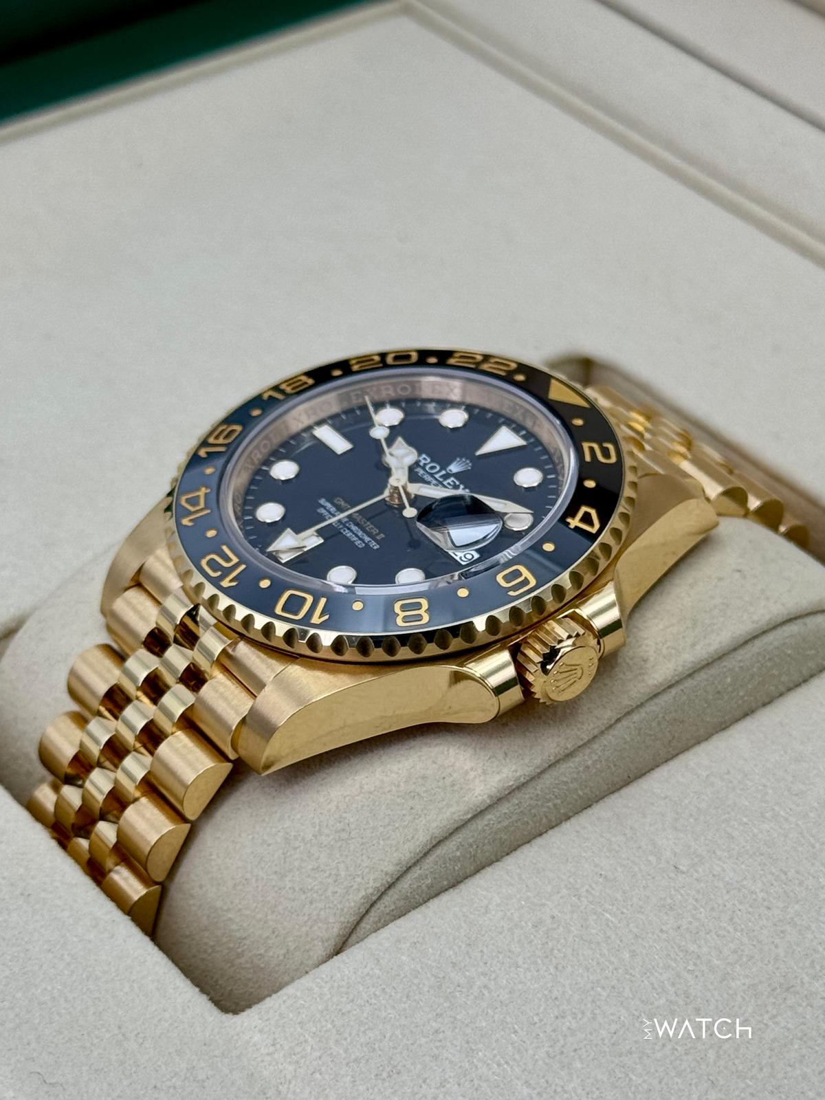 NEW 2025 Rolex GMT-Master II 40mm 126718GRNR Jubilee Black Dial (STICKERED)