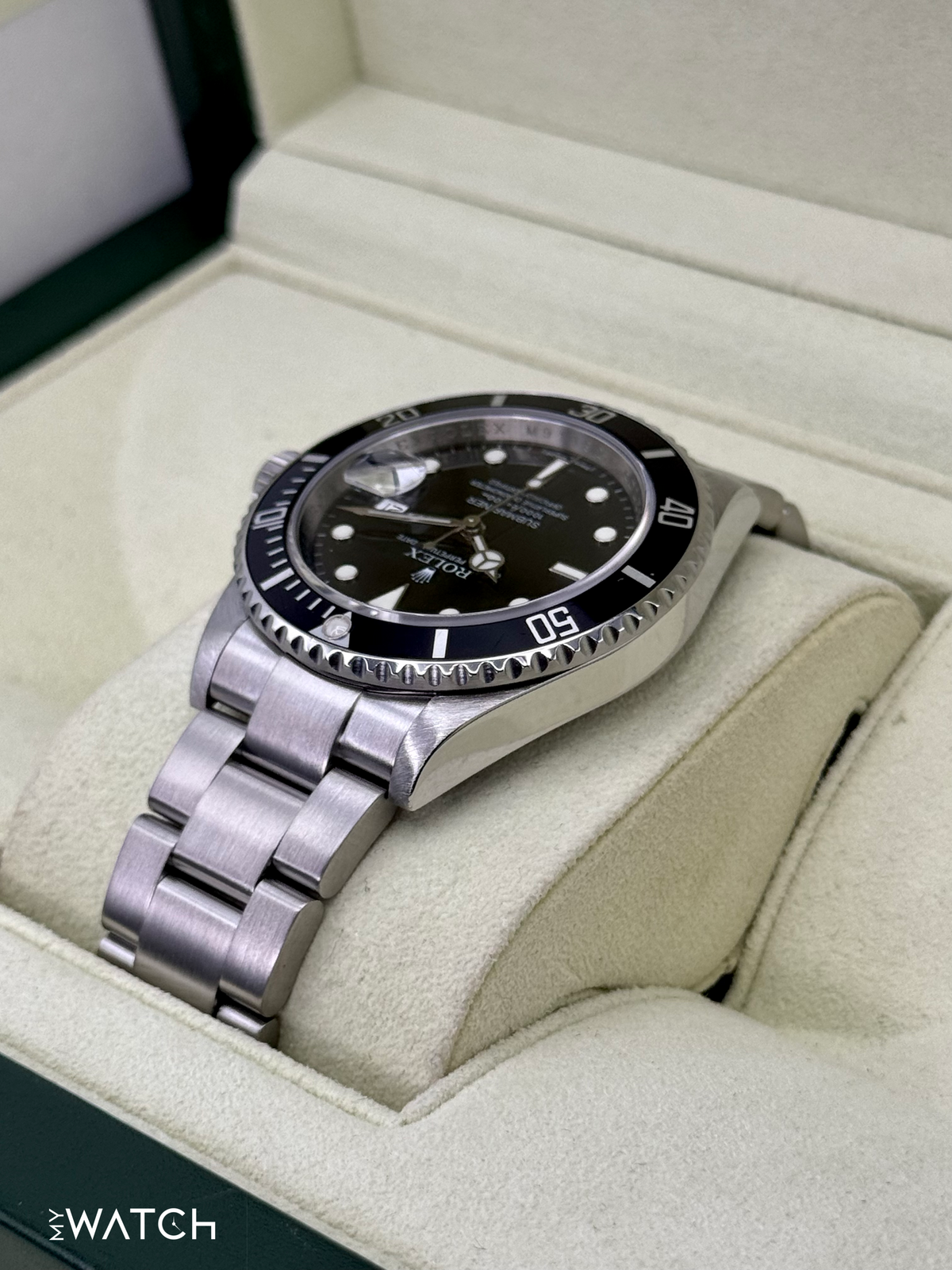 2009 Rolex Submariner Date 40mm 16610 Stainless Steel Black Dial