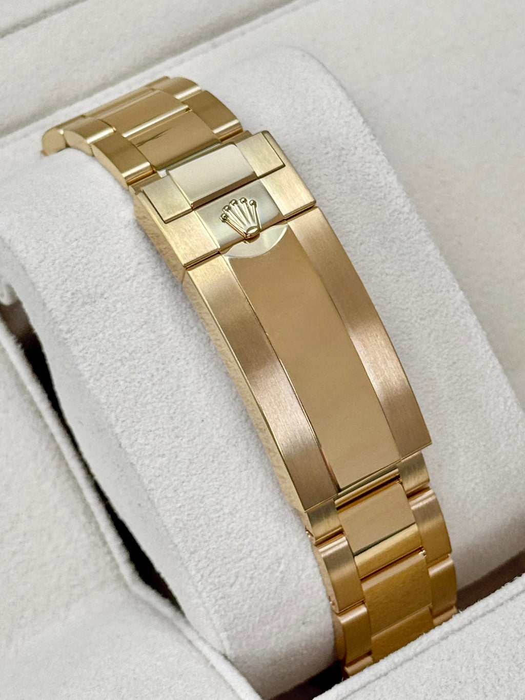 2025 Rolex Deepsea 44mm 136668LB 18K Yellow Gold Blue Dial