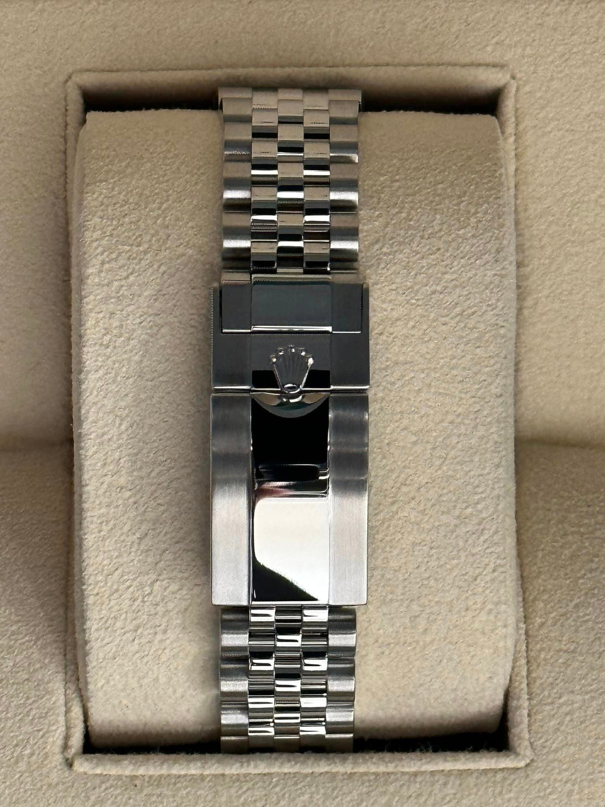 2020 Rolex GMT Master-II "Batgirl" 40mm 126710BLNR Jubilee