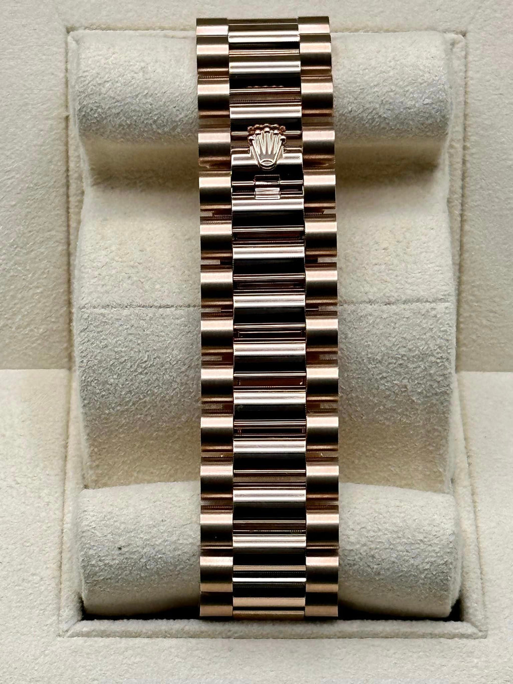 NEW 2023 Rolex Day-Date 40mm 228235 Presidential Rose Gold Green Dial