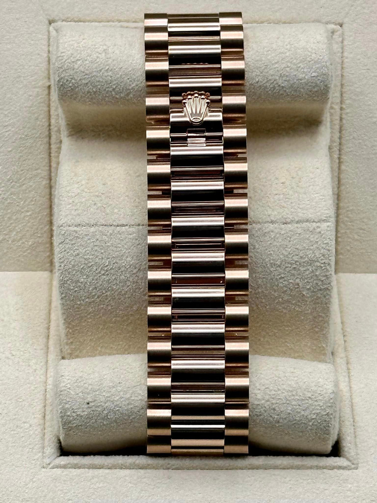 NEW 2023 Rolex Day-Date 40mm 228235 Presidential Rose Gold Green Dial