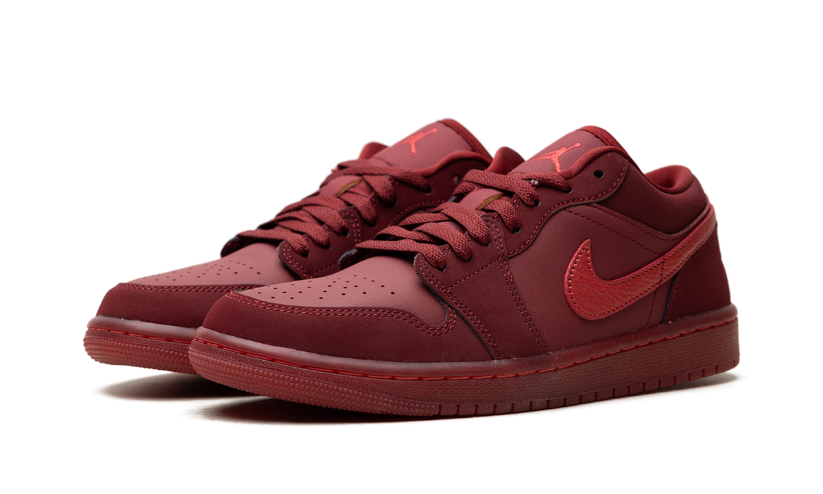 Jordan 1 Low SE WMNS "Valentine's Day (2026)" IB7012 600