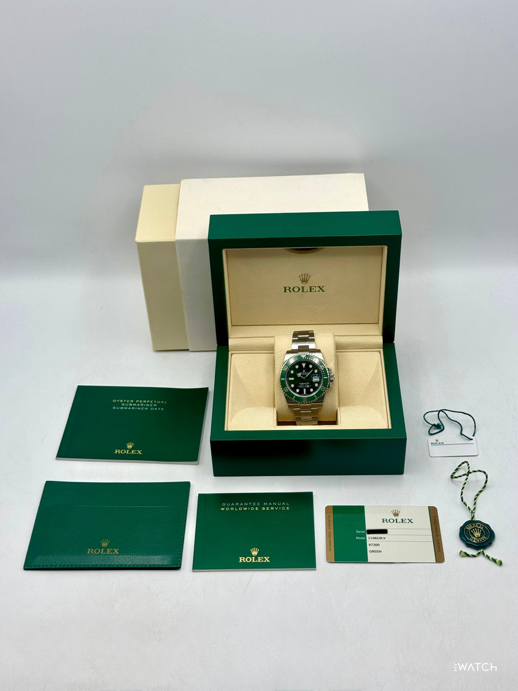 2017 Rolex Submariner “Hulk” 40mm 116610LV Green Dial