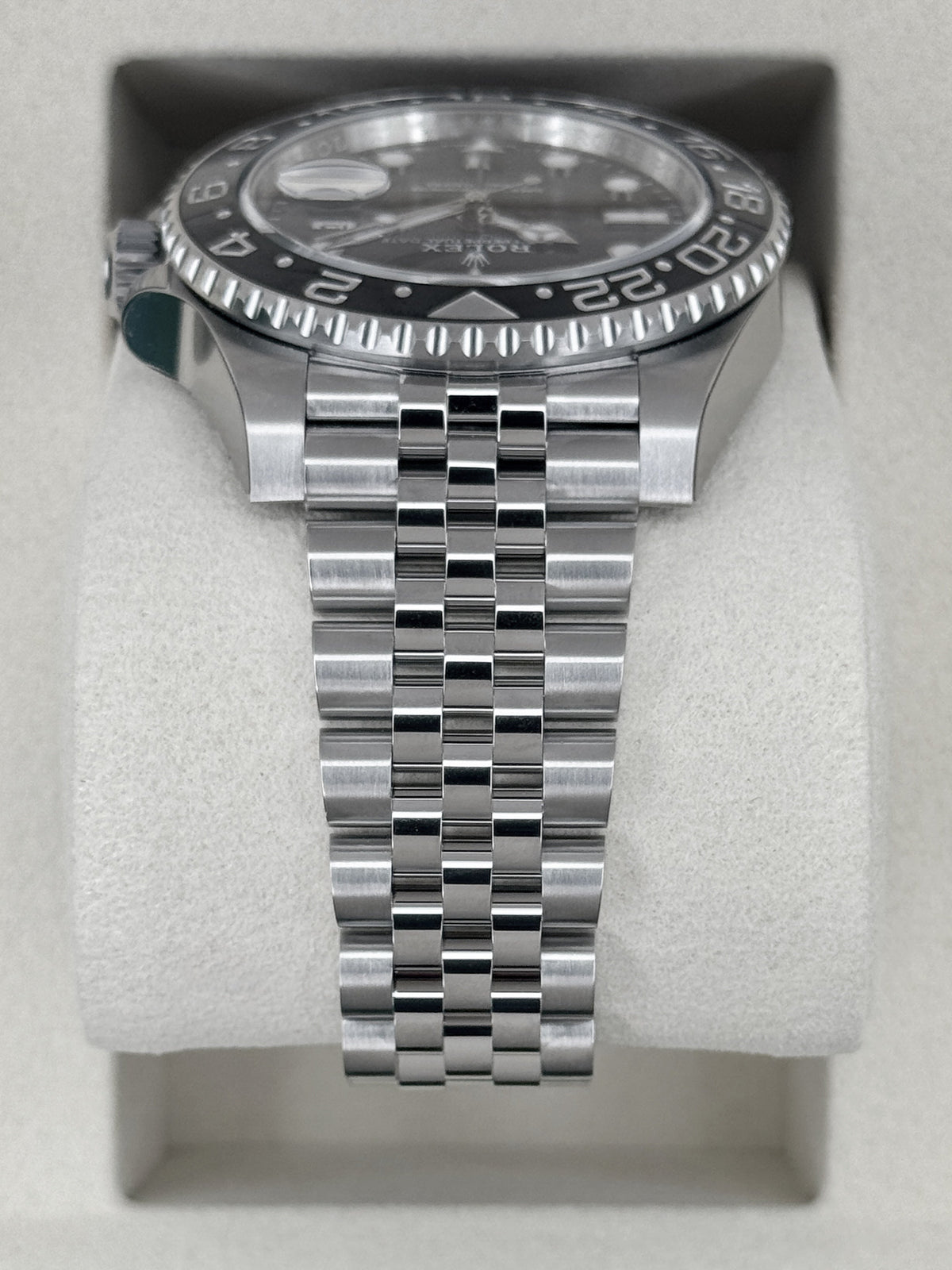 NEW 2026 Rolex GMT-Master II "Bruce Wayne" 40mm 126710GRNR Jubilee (STICKERED)