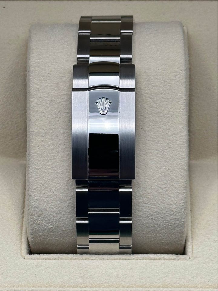 Rolex Sky-Dweller 42mm 326934 Stainless Steel Oyster White Dial