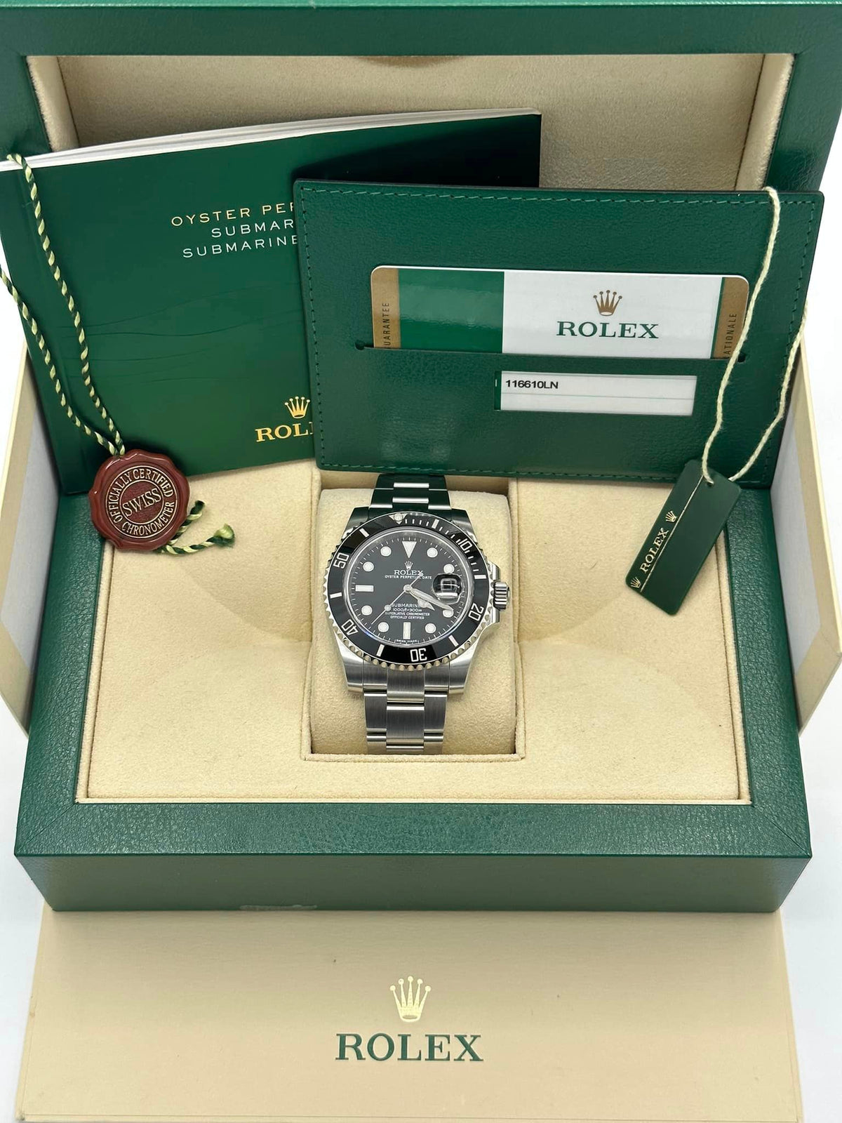 2015 Rolex Submariner 40mm 116610LN Stainless Steel Black Dial