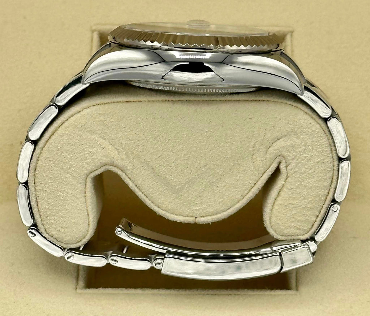 Rolex Sky-Dweller 42mm 326934 Stainless Steel Oyster White Dial