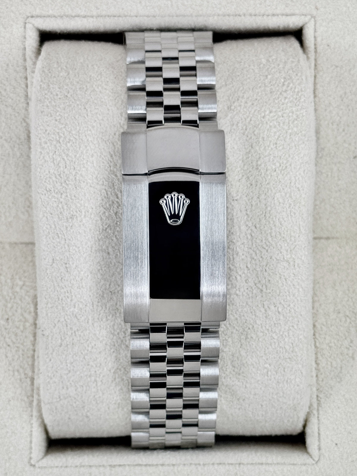 2025 Rolex Datejust 41mm 126334 Stainless Steel Jubilee Azzurro Blue Dial